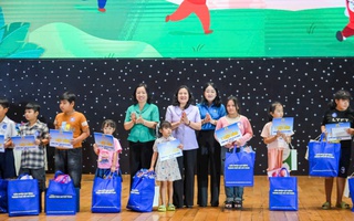 Nhiều doanh nghiệp đồng hành để con công nhân vui Tết Trung thu