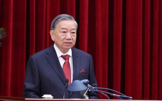 Tổng Bí thư: Trong giai đoạn cách mạng mới hiện nay rất chú trọng yếu tố "đức - sức - tài"