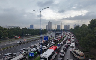 TP HCM: Đề xuất giãn tiến độ chuyển đổi xe công nghệ thêm nửa năm