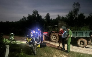 Nghẹt thở giải cứu 2 du khách Hà Lan lạc giữa rừng