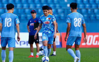 Tuyển Việt Nam - tuyển Nepal: Thắng để tạo động lực