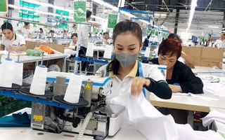 Vùng lương tối thiểu năm 2026 tại TP HCM được đề xuất ra sao?