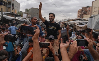 Thêm hy vọng hòa bình trở lại Dải Gaza