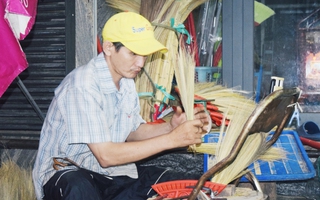 Xào xạc xóm chổi đót