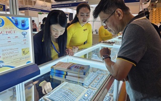 Giá vàng hôm nay 10-11: Vừa mở cửa, tăng trở lại