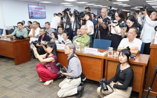 Tạm dừng thực hiện Đề án thành lập Báo và Phát thanh - Truyền hình TP HCM