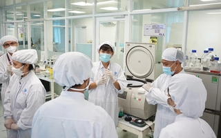 Người lao động ngành Y được hỗ trợ tối đa 2 triệu đồng dịp Tết