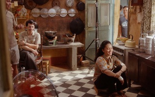 Liên Bỉnh Phát, Đỗ Thị Hải Yến choáng ngợp trước một góc "Sài Gòn 1985"