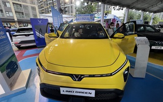 Mẫu MPV 7 chỗ mới nhất của VinFast gây bất ngờ cho giới chạy xe dịch vụ