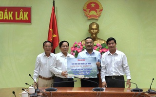 Tấm lòng bạn đọc Báo Người Lao Động đến với Đắk Lắk 