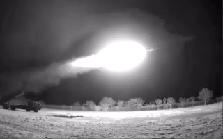 Ukraine tung tên lửa mới, Nga siết vòng vây lửa