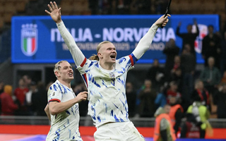 Na Uy ngược dòng hạ chủ nhà Ý, đoạt vé dự World Cup sau 28 năm