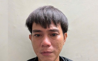 Người đàn ông mang thương tích đến Công an phường ở TPHCM trình báo