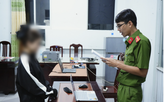 Cần Thơ: Nhờ xóa ảnh nhạy cảm với người yêu cũ, cô gái làm nhiều thanh thiếu niên bị bắt