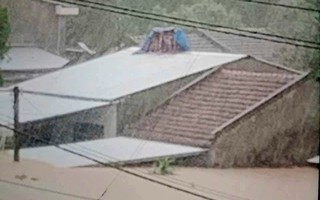 Sẽ huy động trực thăng tìm kiếm và cứu dân bị mắc kẹt do lũ lụt ở Đắk Lắk