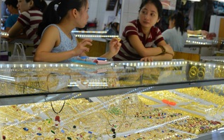 Giá vàng hôm nay 19-11: Tăng mạnh trở lại