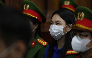 Hoa hậu Nguyễn Thúc Thùy Tiên, Quang Linh Vlogs, Hằng Du Mục hầu toà sáng nay