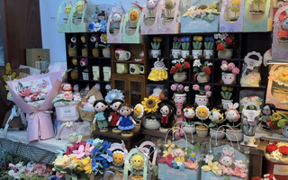 Hoa handmade lên ngôi trong ngày 20-11