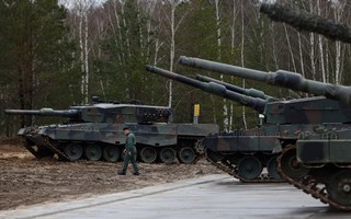 Điểm nóng xung đột ngày 21-11: EU "dọn đường" cho xe tăng, quân đội xuyên biên giới