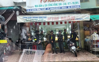 Công an có mặt tại cửa hàng vàng bạc nổi tiếng ở Đắk Lắk