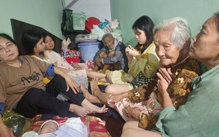 Ngập lụt Nam Trung Bộ: Bí Thư tỉnh ủy Khánh Hòa: Tập trung cứu dân, chống đói, rét