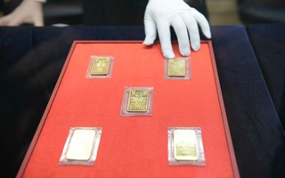 Áp thuế 0,1% khi chuyển nhượng vàng miếng, ngưỡng nào sẽ chịu thuế? 