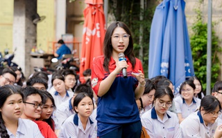 Học sinh có hộ khẩu TP HCM nhưng đang học ở tỉnh, có được hoàn tiền BHYT?