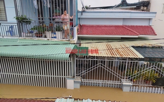 Dự báo miền Trung tiếp tục mưa, có nơi rất to, chưa hết ngập lụt