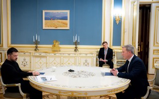 Ông Donald Trump ám chỉ đề xuất hòa bình Ukraine “chưa xong”