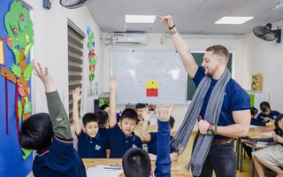 Chủ tịch UBND TPHCM chỉ đạo tăng cường quản lý lao động nước ngoài