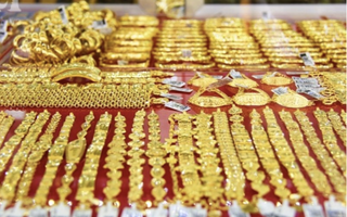 Cần Thơ: Nhiều tiệm vàng bị "bêu tên" nợ thuế và các khoản thu khác