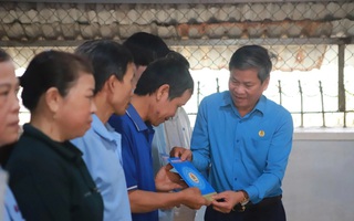 Tổng LĐLĐ Việt Nam và các địa phương hỗ trợ hơn 1,5 tỉ đồng cho người lao động ở Gia Lai