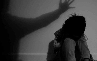 Người đàn ông 60 tuổi nhiều lần giở trò đồi bại với con riêng của nhân tình