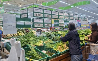 Tổng lực cung ứng hàng hóa cho bà con vùng lũ, không tính lời lỗ