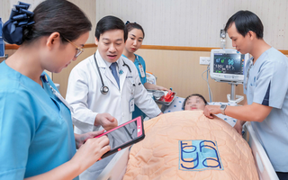 Nguy kịch vì tra Google, hỏi AI để... chữa bệnh