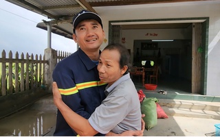 CLIP: Chuyện về đội cứu nạn 22 người "mất tích" 4 ngày giữa lũ dữ!