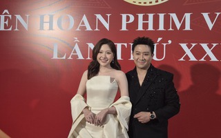 Trấn Thành, dàn mỹ nam "Mưa đỏ"… khuấy động thảm đỏ!