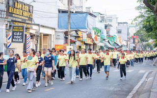 Phường Thủ Đức vận động hơn 3,4 tỉ đồng trong chương trình đi bộ đồng hành
