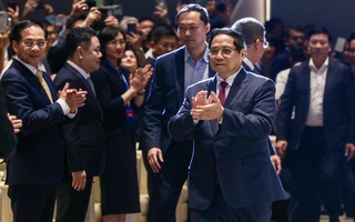 Đưa TP HCM trở thành siêu đô thị