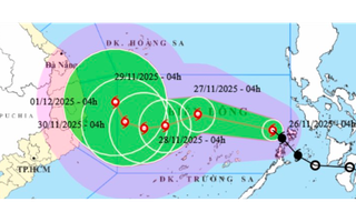 Bão số 15 vào Biển Đông, hướng di chuyển phức tạp