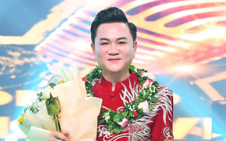 Đức Tài: Thầy giáo hiệu trưởng đăng quang Quán quân Ngôi Sao Nhạc Việt 2025