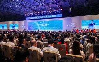 Chuyên gia Trung Quốc, Hàn Quốc chỉ ra con đường ngắn nhất để TP HCM thành siêu đô thị