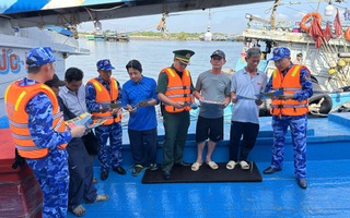 Vùng Cảnh sát biển 3 đẩy mạnh tuyên truyền chống khai thác thủy sản IUU