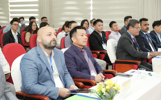 Chuyên gia gợi mở "tài chính xanh" và biến động thị trường lao động toàn cầu