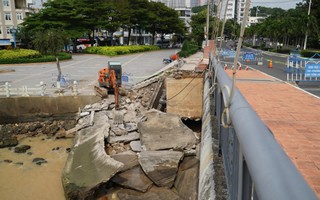 Cầu Trần Phú Nha Trang bị sóng đánh sạt bờ kè