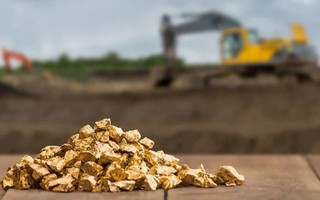 Công ty đào vàng lớn nhất Việt Nam giữa cơn sốt giá vàng lập đỉnh