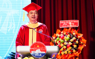 Hoàn thiện trí tuệ, đạo đức cống hiến cho cộng đồng