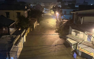 Nhiều nơi ở Đà Nẵng ngập nặng trở lại, người dân khốn khổ