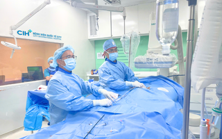 Thực hiện thành công ca nong tim qua da, tránh được cuộc đại phẫu