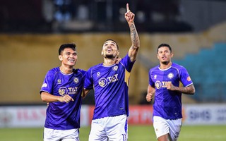 Cầu thủ nhập tịch Hoàng Hên tỏa sáng giúp Hà Nội FC thắng đậm
